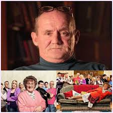 Hello friends do you guys really want Mrs Brown boys show back