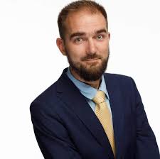 Об этом он сказал в комментарии радио свобода. Aktivist Oleksandr Yurchenko Rozpoviv Chomu Balotuyetsya V Parlament Znaj Yua