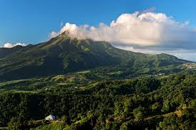 A partir du 10 aoiit, s'ouvre la troisieme phase : Die Montagne Pelee Martinique