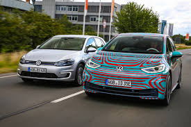 Volkswagen ID.3 vs Volkswagen e-Golf | Auto Express