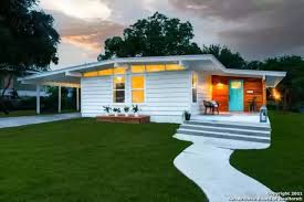 Six Swinging Mid Century Modern Houses For Sale In San Antonio Right Now San Antonio San Antonio Current