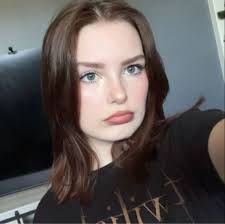 What happened to Dean after he broke up with Rory in Gilmore Girls?