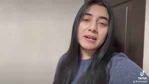 Llegó el martes con Abby Parra! Hoy tenemos facebook live con Abby quien  trae la mejor información del club y además revelará la dinámica para poder  ganarte un pase Azul! @bigail_Parra