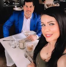 Janet Wiersma's Instagram, Twitter & Facebook