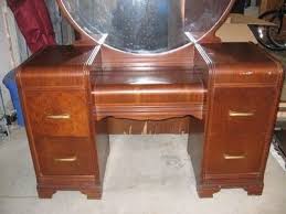 Antique bedroom furniture is available in many styles on ebay. Mahogany Bedroom Furniture Sets Ideas On Foter