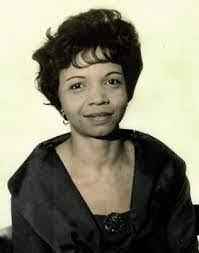 Gussie Carter's Instagram, Twitter & Facebook