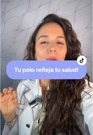 Tu pelo dice más de tu salud de lo que vos crees La caída, los cambios en  la calidad o el crecimiento lento pueden ser alertas de tu cuerpo. 👇 📉  Anemia. ⚖️ Desequilibrios hormonales. 💥 Estrés ...