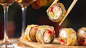 A hand roll is a type of sushi which is also called temaki in japan. Sushi Roll Vs Hand Roll What S The Difference