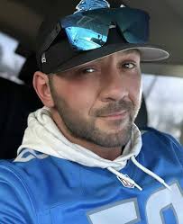 What are common fake job titles used by romance scammers?