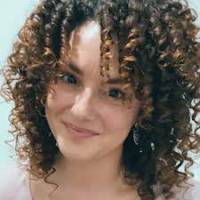 Catherine Snook's Instagram, Twitter & Facebook