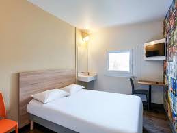 Hotelf1 Paris Porte De Chatillon Paris Francia 5965 Comentarios De Las Personas Reserva Tu Hotel Ahora Booking Com Decoraciones De Casa Hogar Hotel