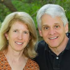 Where to get drinks before or after a show in Strathmore?