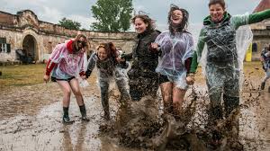 Damian marley, jessie j, london grammar, mura masa 100 Nights Of Summer Photo Gallery Storming The Electric Castle 2016 Music Festival Wizard