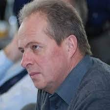 Arthur Steiger's Instagram, Twitter & Facebook