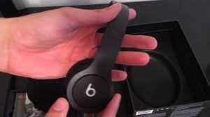 Best buy on ear headphones beats by dr dre solo hd 07455 on ear headphone drenched in matte blue. New Beats Solo Hd Matte Black Unboxing 2013 Youtube