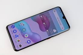 ZTE Axon 11 4G Testbericht - ein teures ...