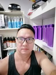 Today is Christmas day. Many people enjoy this holiday. There are also many  people celebrating the annual festival. Although I am Asian. Live in a  Muslim country. But I am a free