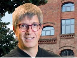 Cornellà deixa l'alcaldia de Celrà per dedicar-se plenament al Parlament