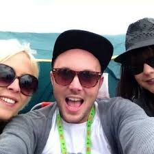 Elizabeth Brodie (@ElizaBrodie)