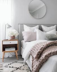 40 Comfortable Apartment Bedroom Decor Ideas Scandinavian Style Bedroom Scandinavian Bedroom Decor Apartment Bedroom Design