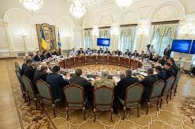 Президент володимир зеленський увів у дію рішення ради національної безпеки і оборони від 19 лютого про стан виконання рішень рнбо. Zelenskij Zbilshiv Shtat Aparatu Rnbo Do 237 Spivrobitnikiv I Zatverdiv Jogo Novu Strukturu Ukaz Mind Ua