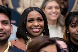 Photos: Gov. Kathy Hochul recognizes blizzard heroes