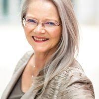 Diane Parham's Instagram, Twitter & Facebook