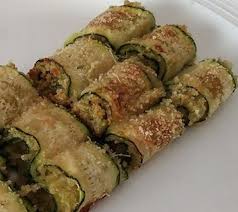 • prendere le foglie di cavolo nero e ricoprirle con il ripieno. Involtini Di Zucchine Con Sgombro Oltre I Resti News