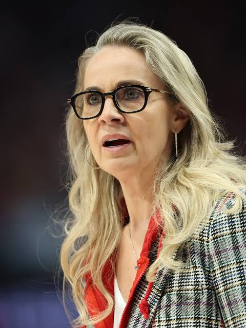 Aces coach Becky Hammon rips WNBA refs over increase in foul reviews
