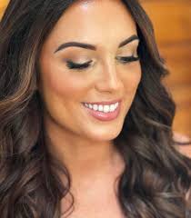 Hi ladies 🤍 If you are looking for a professional makeup artist based in  paphos i still have some available dates for 2023 my diary is open for  2024-2025 🤍🤍