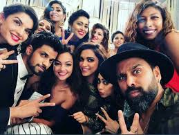 Deepika Padukone Jio Dhaan Dhana Dhan Deepika Padukone Architecture Presentation Presentation