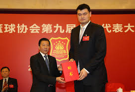 Yao Ming elegido presidente de Asociación de Baloncesto de China