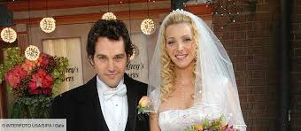 Phoebe married duncan, mike hannigan and someone from vegas, while ross married carol, emily, and rachel. Friends Phoebe N Aurait Pas Du Epouser Mike Gala