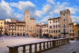 Cortona (/ k ɔːr ˈ t oʊ n ə /, italian: Activities In Cortona Italy Lonely Planet