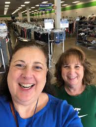 I found underpriced treasures, left them for you and met fans filming today  at Goodwill Keystone Area thrift store.