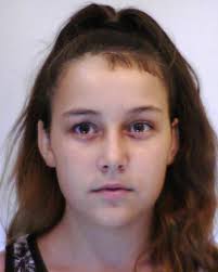 Eltűnt a képen látható 16 éves lány, a rendőrség a lakosság segítségét kéri 