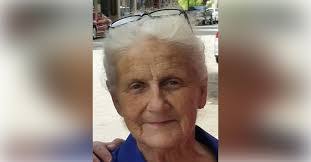 Alice Bender's Instagram, Twitter & Facebook