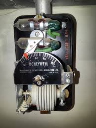 Honeywell thermostat wiring instructions diy house help. More Old Honeywell Thermostat Fun Kg4cyx