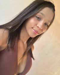 𝐄𝐫𝐲𝐤𝐚 𝐌𝐢𝐫𝐚𝐧𝐝𝐚 𝐒𝐚𝐧𝐭𝐨𝐬.🎀🩷