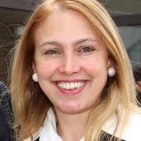 PDF) Convegno internazionale QUEENSHIP AND POWERFUL WOMEN