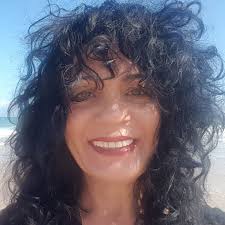 מוכנים למבצע שווה, על צילום עסקי? שעת צילום עסקי שכוללת שני לוקים בלוקיישן  אחד + עריכה של 3 תמונות ב -300 ש"ח במקום 450 ש"ח. המבצע תקף עבור 5 לקוחות  ראשונים או