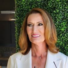 Jane Boutelle's Instagram, Twitter & Facebook