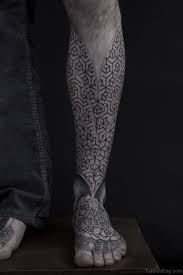 Instagram.com, @cerealism_tattoo, @buzzinkatattoos_mumbai, @miketunne (modified by author). 50 Brilliant Geometric Tattoos On Leg