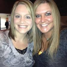 Andrea Heft's Instagram, Twitter & Facebook