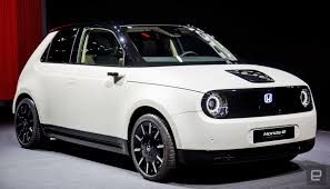 Electric Vehicles Promoting Eco Friendly Travel Electric Cars In India Electric Cars Honda