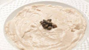 La salsa tonnata ricetta originale si conserva in frigorifero per 2 o 3 giorni chiusa in un contenitore ermetico. Salsa Tonnata Condimento Ideale Per Carni E Pesci