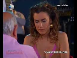 Şevval sam, akşam yemeği çıkışında oğlu ile beraber röportaj verdi ardından anneniz ile aynı dizide oynamak ister miydiniz? Sevval Sam In Memeleri Uludag Sozluk