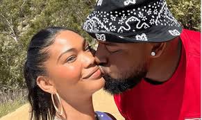 Ballerific Couple: Model Chanel Iman and New England Patriots Star Davon  Godchaux Are Now Married