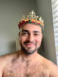 Hi everyone. I think it was this group & someone in Australia was asking  about stars for craft. I just got these from Target in the Xmas decorations  area. They are $4.00