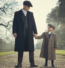 Tommy Shelby And His Son Do You Agree That A Boy Should Be Dressed Like A Gentleman From Early Age Peaky Blinders Costume Peaky Blinders Peaky Blinders Thomas